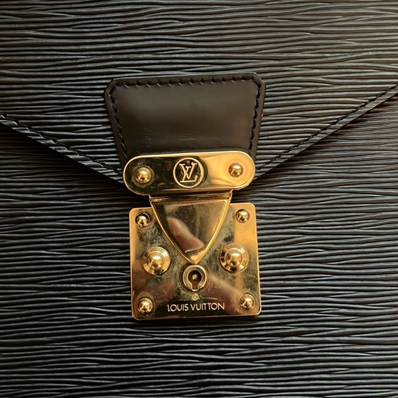 Louis Vuitton Briefcase *Authentic* no damage - Picture 2 of 9